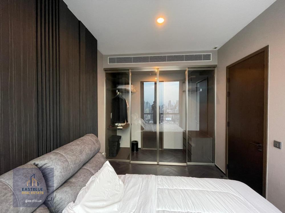 The Esse Sukhumvit 36 ติด BTS ทองหล่อ 0 เมตร 55k per month 064-274-8883