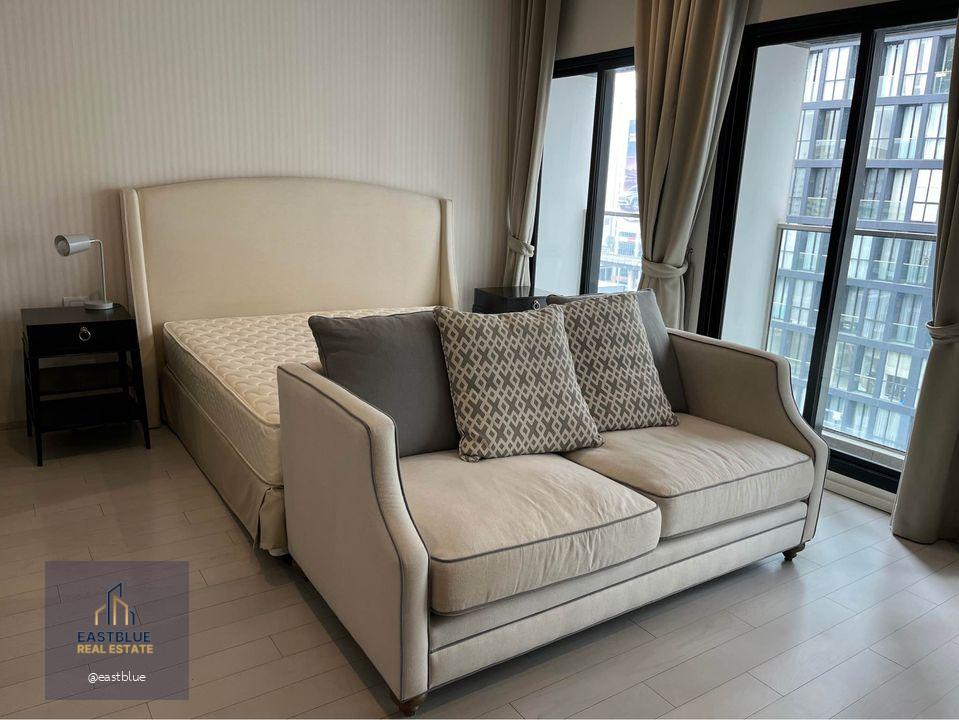 Noble Ploenchit 1 Bed, Private elevator 32k per month 064-274-8883