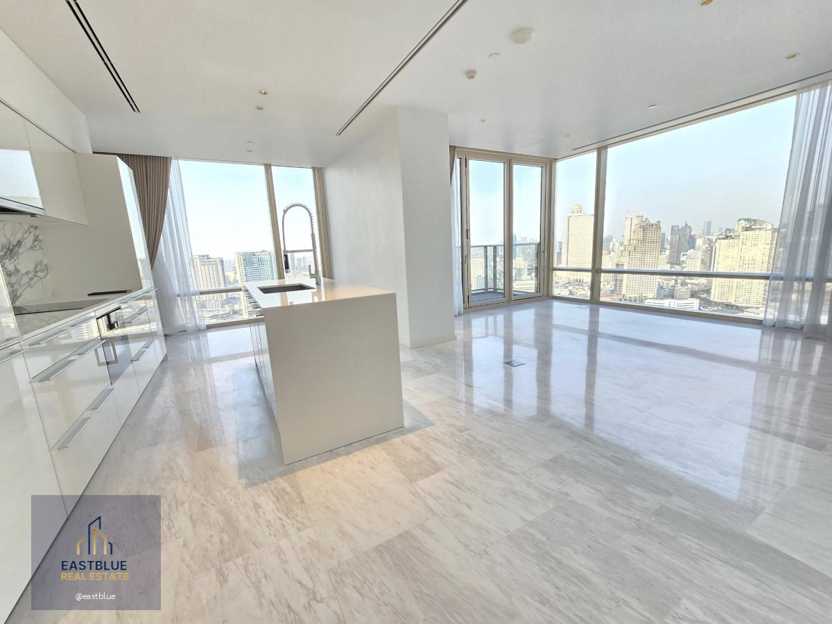 Four Seasons Private Residences, 2 bed, 280,000 per month