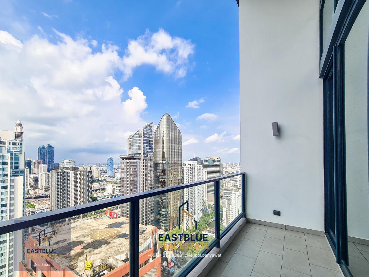 Rare Price! The Lofts Asoke 3-Bedroom Duplex 38 MB.