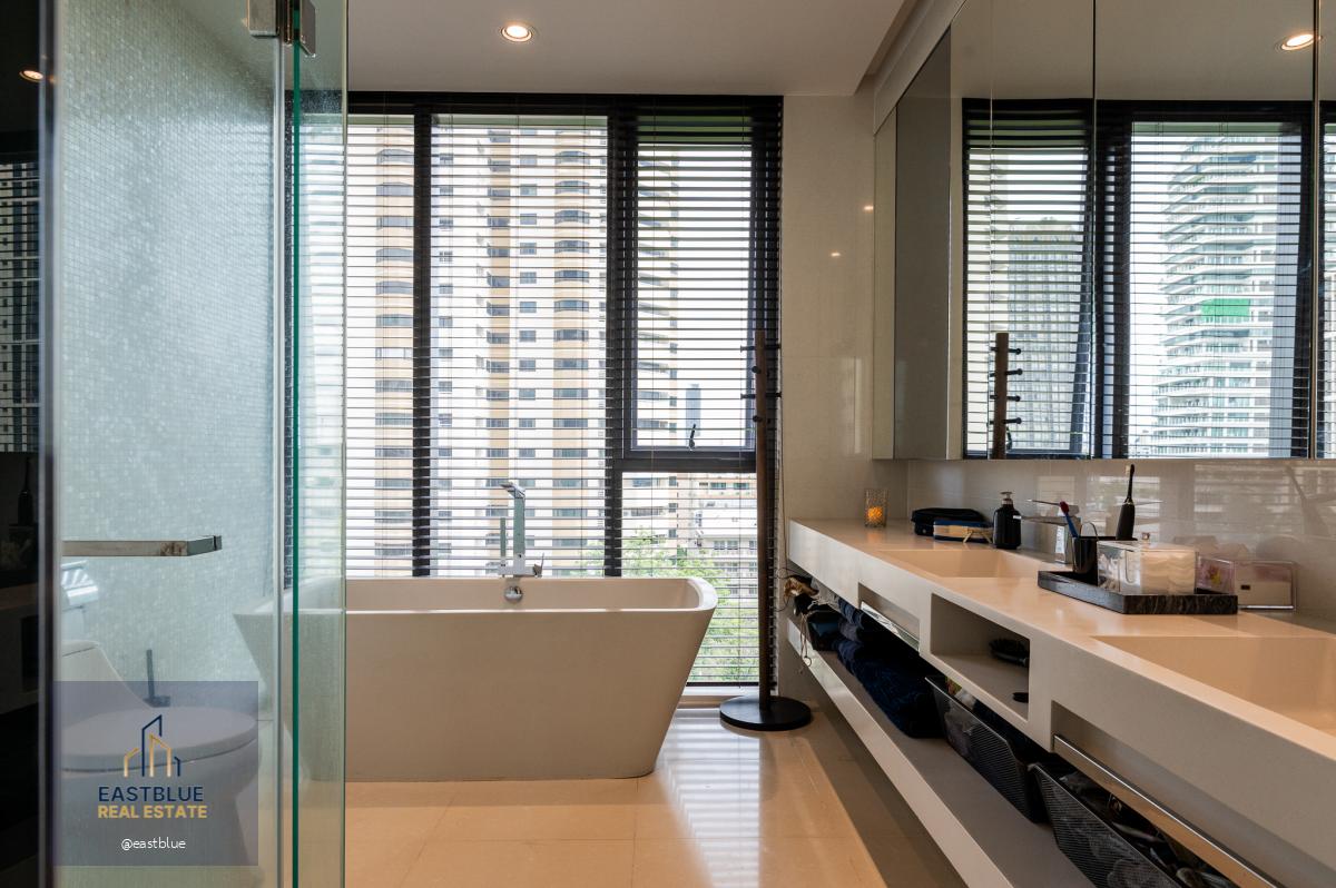 Vittorio Sukhumvit 39 Luxury Condo ห้องมุม unit นี้วิวไม่บล็อก ต้นไม้สีเขียว ไม่ร้อน วัสดุตกแต่งดี ใกล้ BTS พร้อมพงษ์