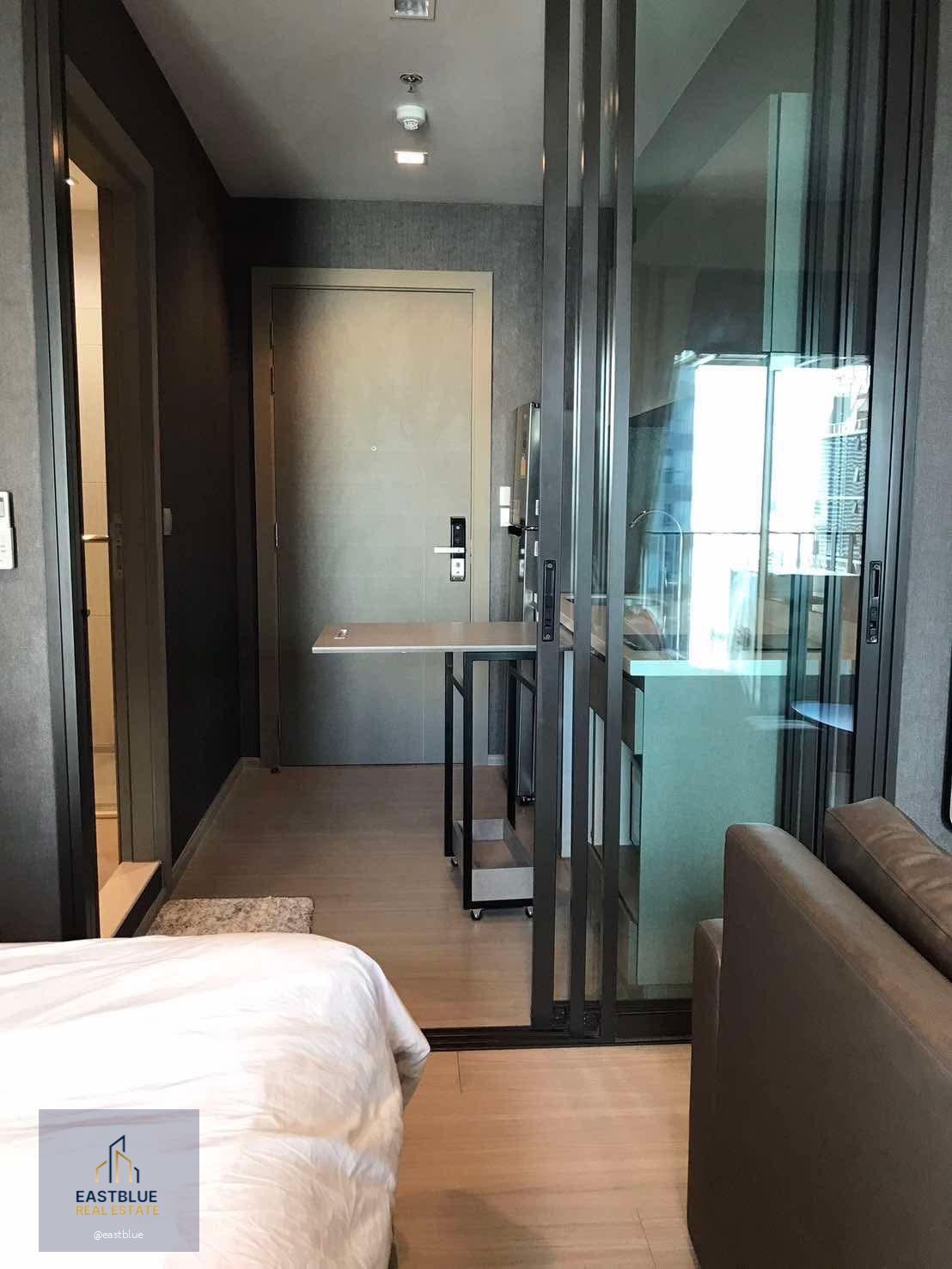 Life Asoke - Rama 9, Studio bed, 19000 per month