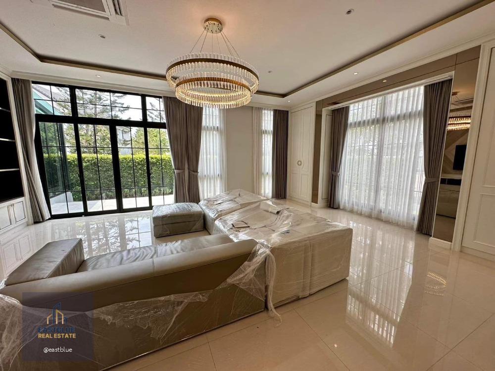 The Palazzo Pinklao 4 Bed 4 Baht แต่งสวยทั้งหลัง 52 ล้านบาท