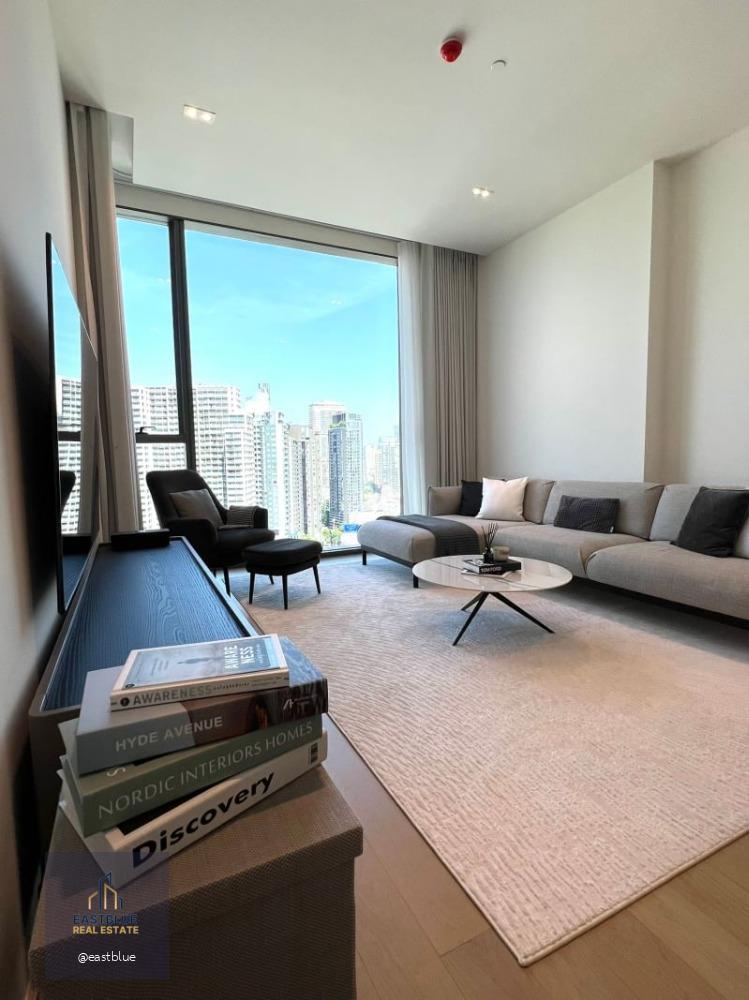 The Strand Thonglor 1 Bed Amazing city view, Facing west 80k per month