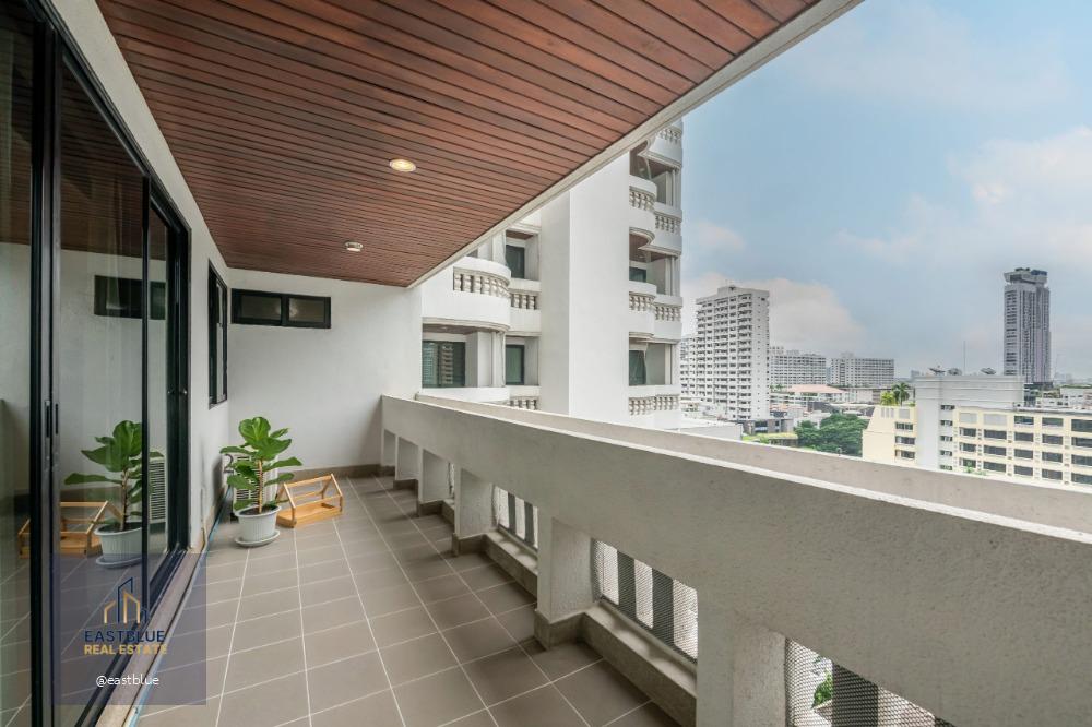 Luxury Apertment in Thonglor 3 Beds 240 sqm Near BTS Thonglor