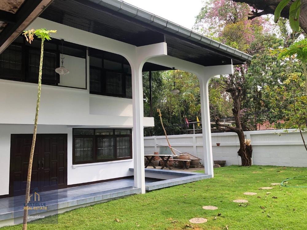 บ้านให้เช่า: บ้านเดี่ยว (โฮมออฟฟิศ) 2 ชั้นบนที่ดิน 104 ตร.วา  49,000 THB per month