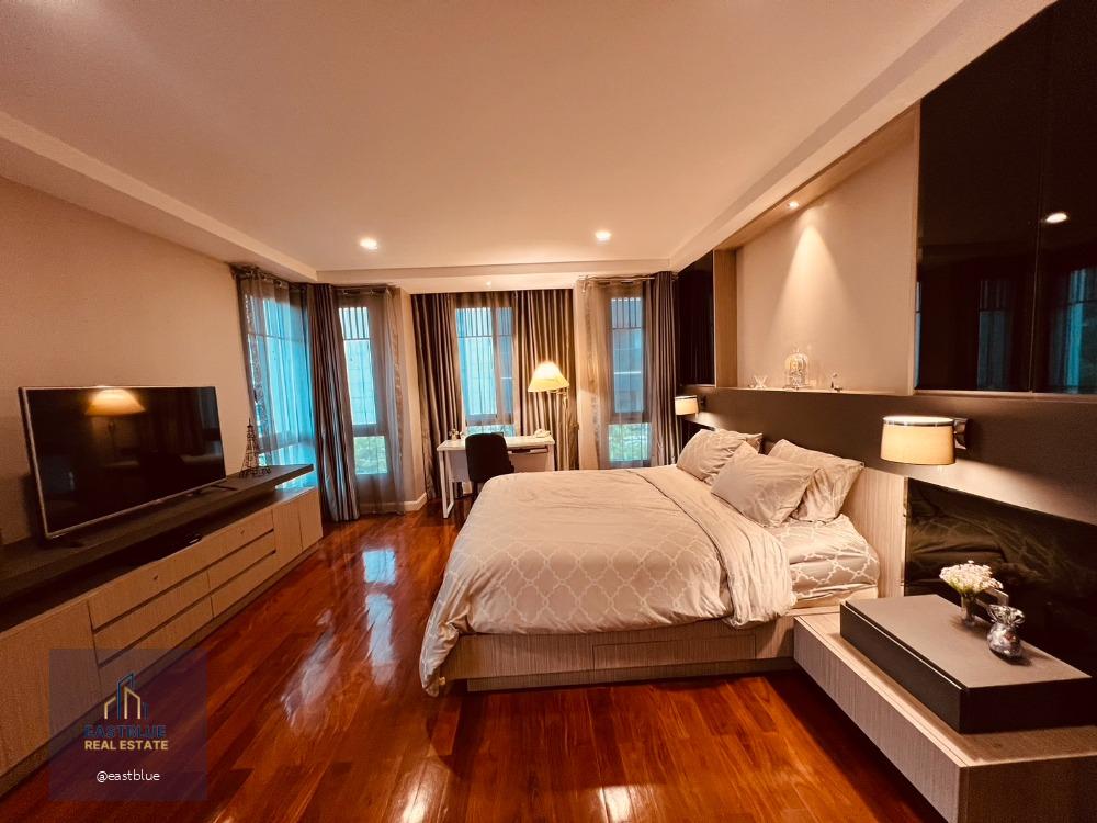 Private Luxury Residences Thonglor 23 ห้องพักเป็นส่วนตัวมาก หรูหราอยู่สบาย ด้วยพื้นที่ใช้สอย 90 ตร.ม. ชั้น 4 (ชั้นบนสุด) พร้อมลิฟท์ส่วนตัว และเฟอร์นิเจอร์บิวท์อิน หิ้วกระเป๋าเข้าอยู่ได้เลย