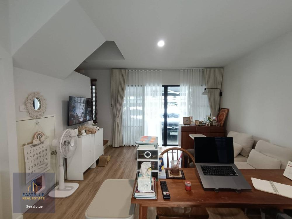 Baan Klang Muang Ratchaphruek Sathorn 3 Beds 3 Baths 28,000/month