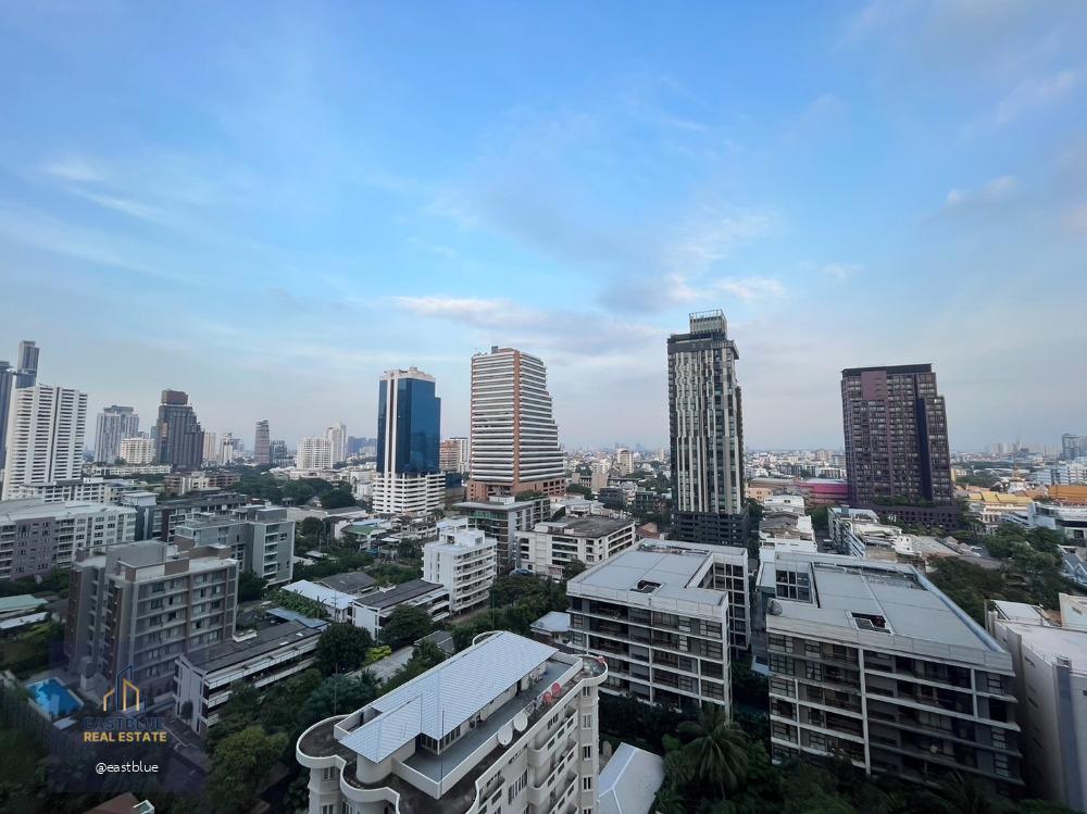 Hyde Heritage Thonglor 1 Bed 1 Bath 68k per month 064-274-8883