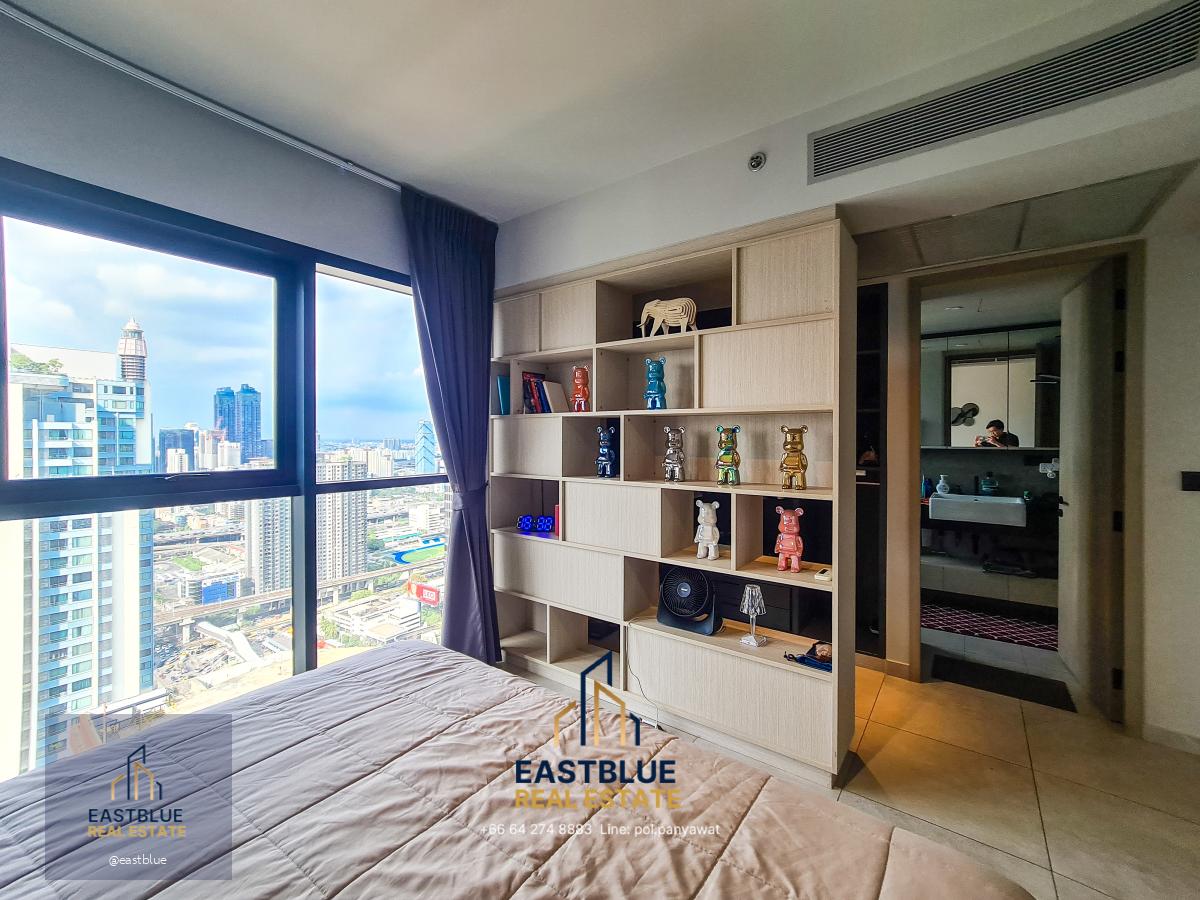 Rare Price! The Lofts Asoke 3-Bedroom Duplex 38 MB.