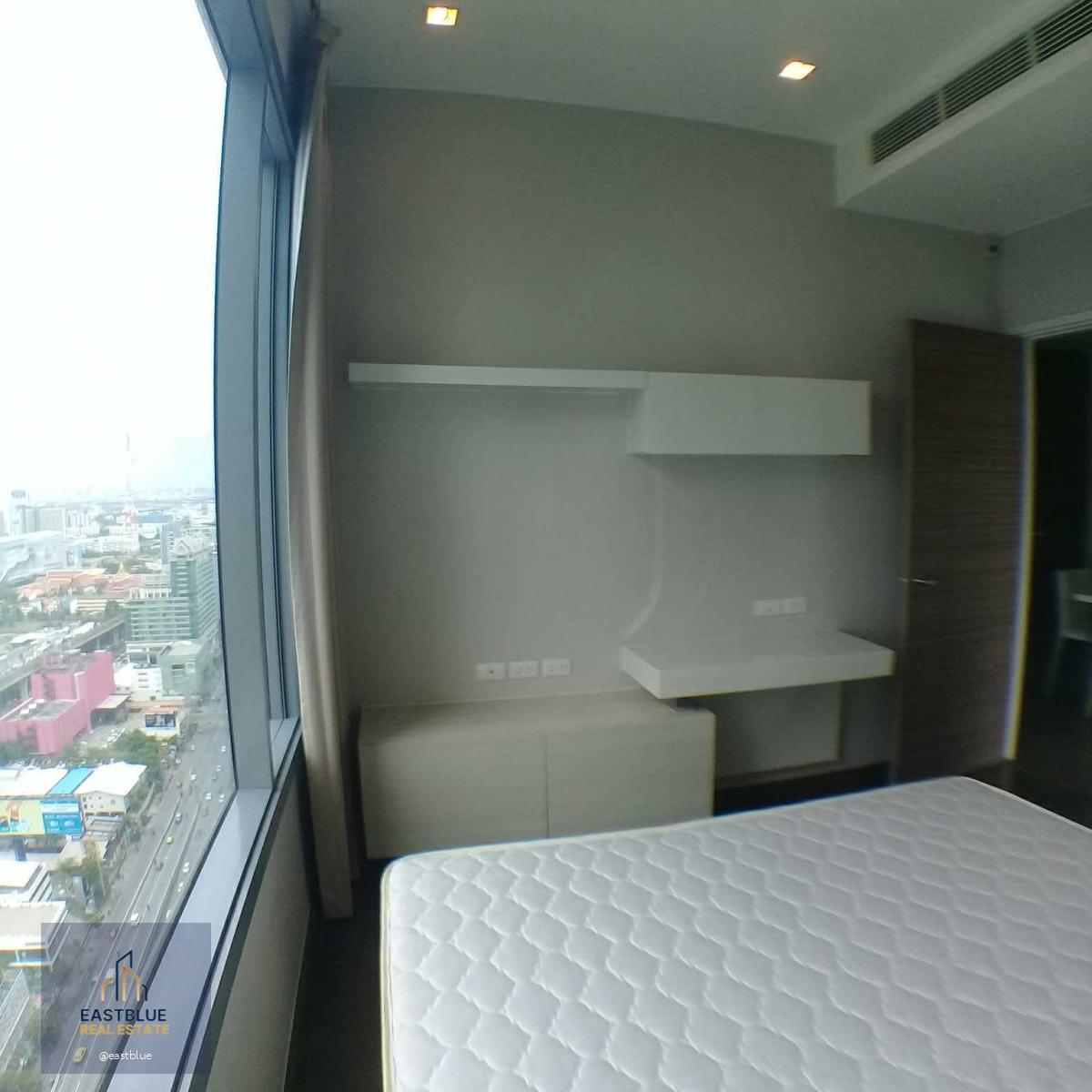 Q Asoke, 2 bed, 40000 per month