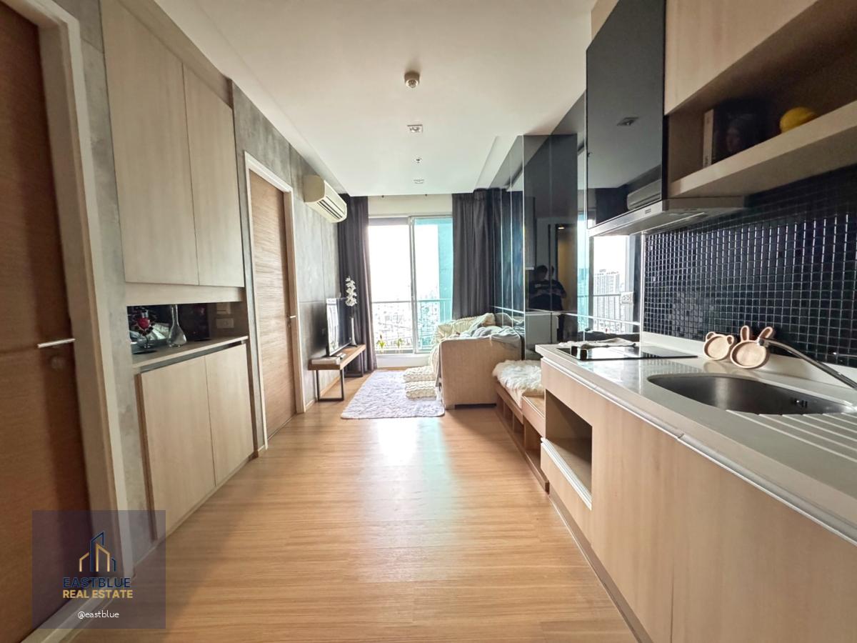 RHYTHM Sukhumvit 50 Top Fl. Modern Loft Style, Best price 4.39 MB.