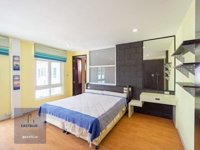 MERIT PLACE Ladprao 87 เมอริท เพลส ลาดพร้าว 87 ทาวน์โฮม 3 ชั้น 45 ตรว. หน้ากว้าง 9 เมตร Full furnished แอร์ทั้งหลัง