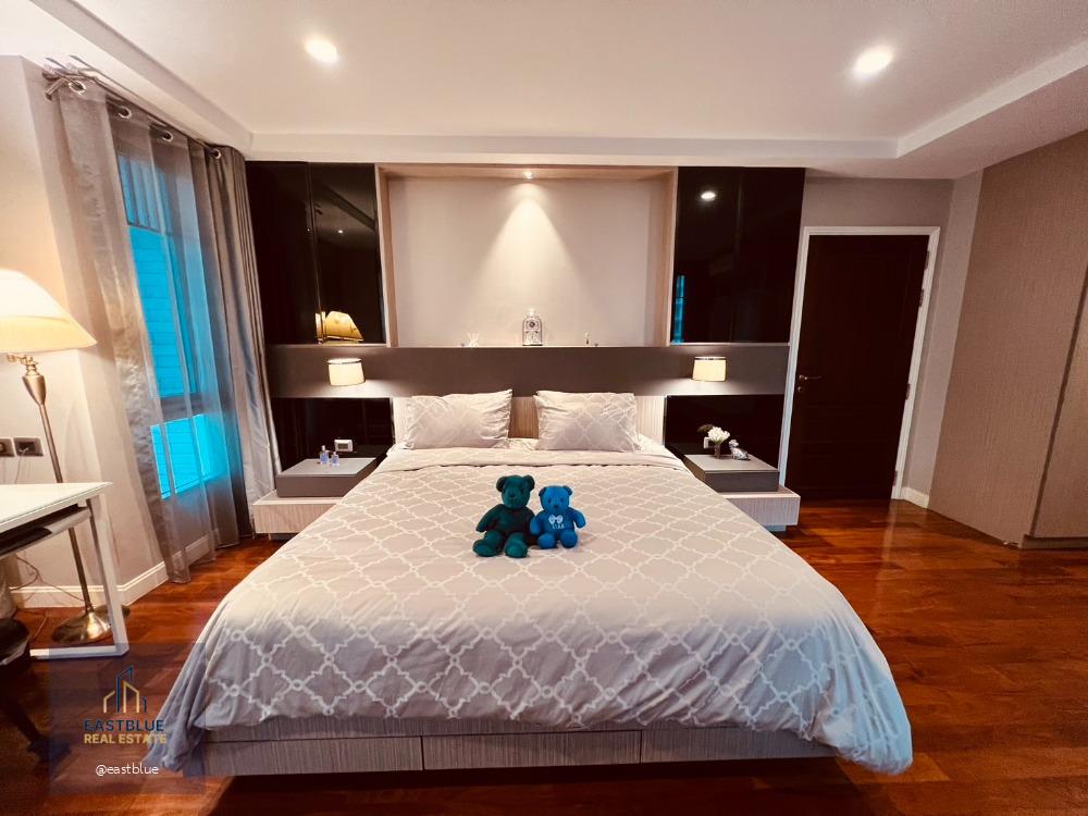 Private Luxury Residences Thonglor 23 ห้องพักเป็นส่วนตัวมาก หรูหราอยู่สบาย ด้วยพื้นที่ใช้สอย 90 ตร.ม. ชั้น 4 (ชั้นบนสุด) พร้อมลิฟท์ส่วนตัว และเฟอร์นิเจอร์บิวท์อิน หิ้วกระเป๋าเข้าอยู่ได้เลย