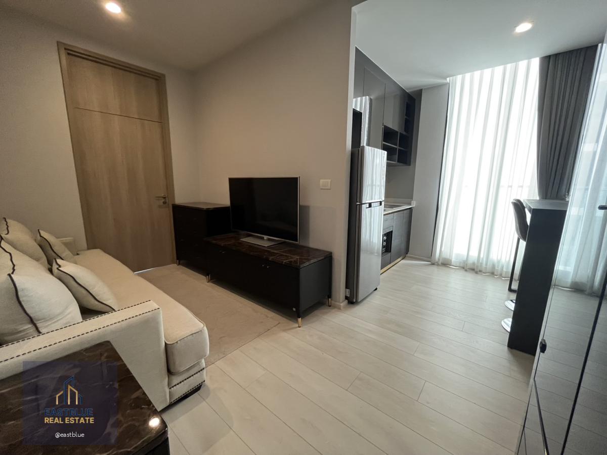 Noble Ploenchit, 1 bed, 40000 per month