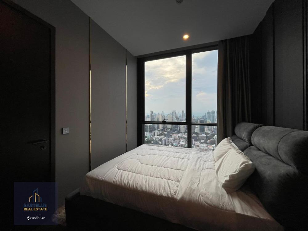 The Esse Sukhumvit 36 ติด BTS ทองหล่อ 0 เมตร 55k per month 064-274-8883