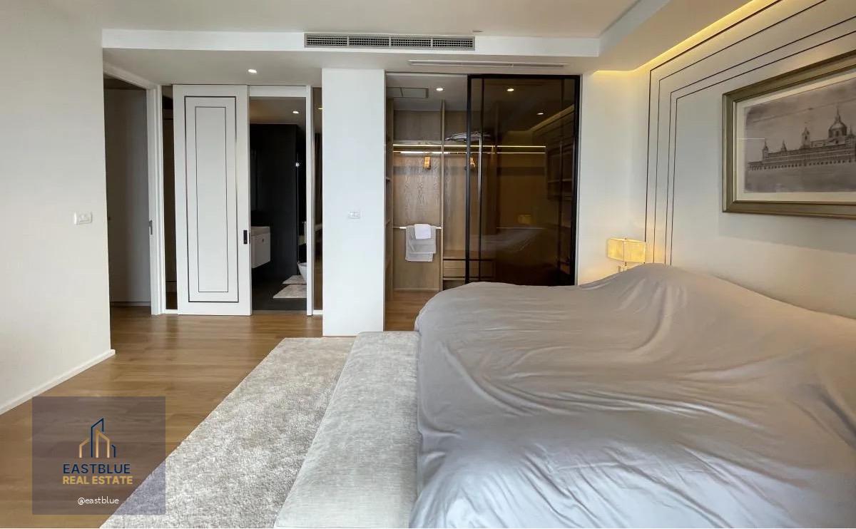 Rare Item Noble Ploenchit Top Fl. ชั้นสูงสุด Duplex Unit