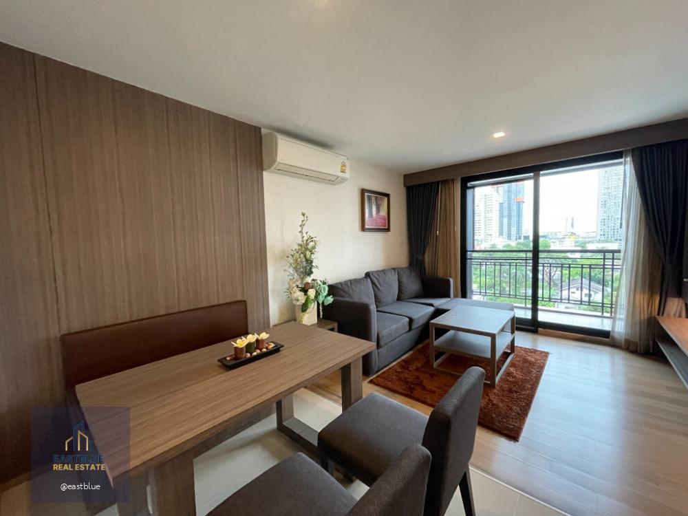 Art Thonglor 25 Cat-Friendly Corner Unit 45,000 THB per month