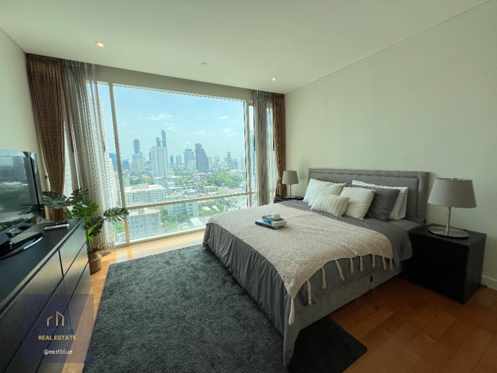 Pet-friendly Fullerton 2 Beds 96 sqm 78000 THB per month