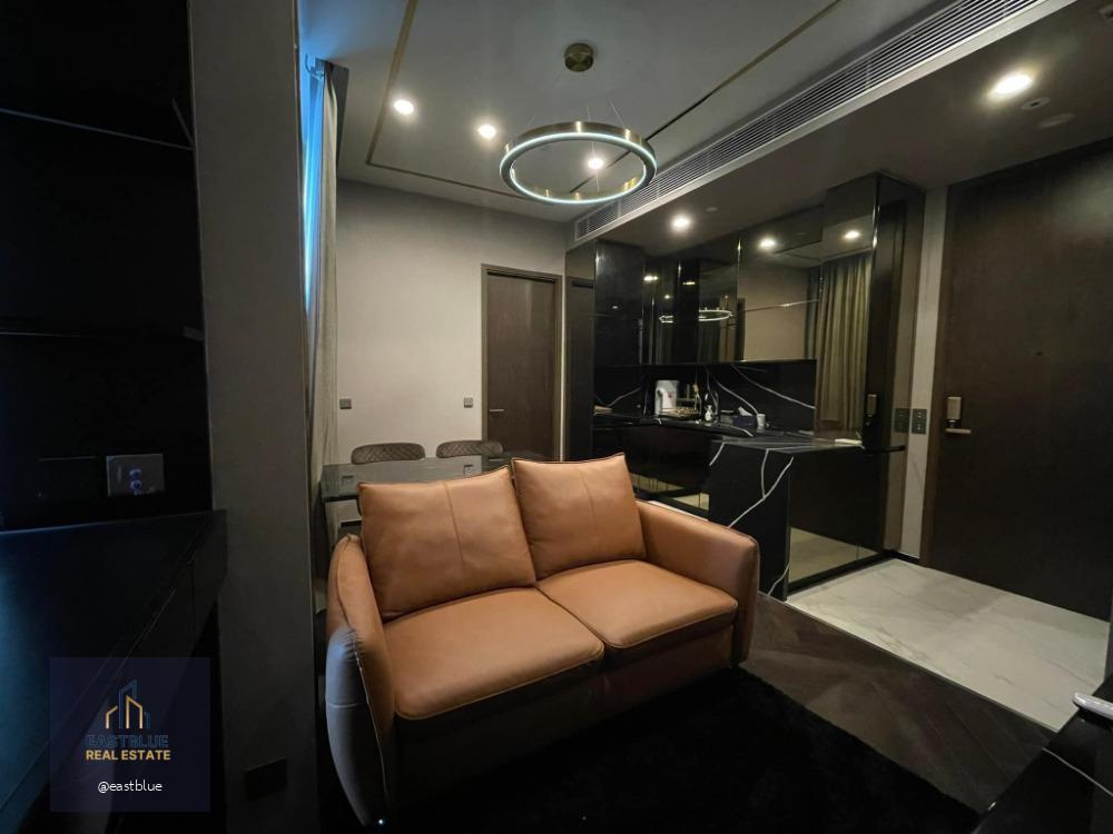 The Esse Sukhumvit 36 ติด BTS ทองหล่อ 0 เมตร 55k per month 064-274-8883