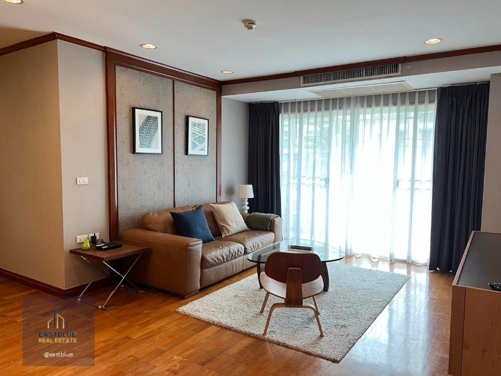 The Bangkok Sukhumvit 43 2 Bed 2 Baht with bathtub 65l per month