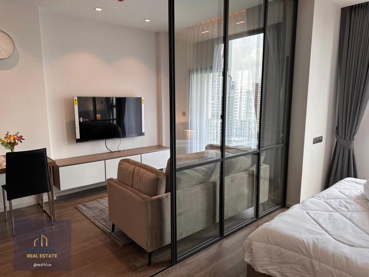 Muniq Sukhumvit 23, 1 bed, 45000 per month