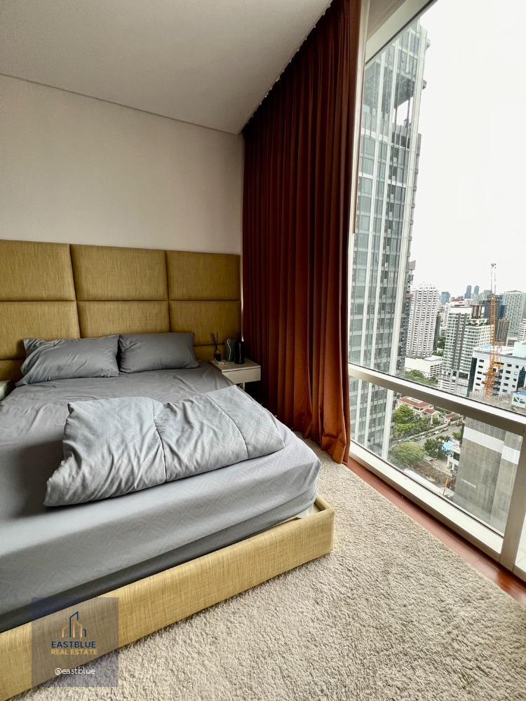 Fullerton Spacious 2-Bedroom, High Floor 75,000 per month