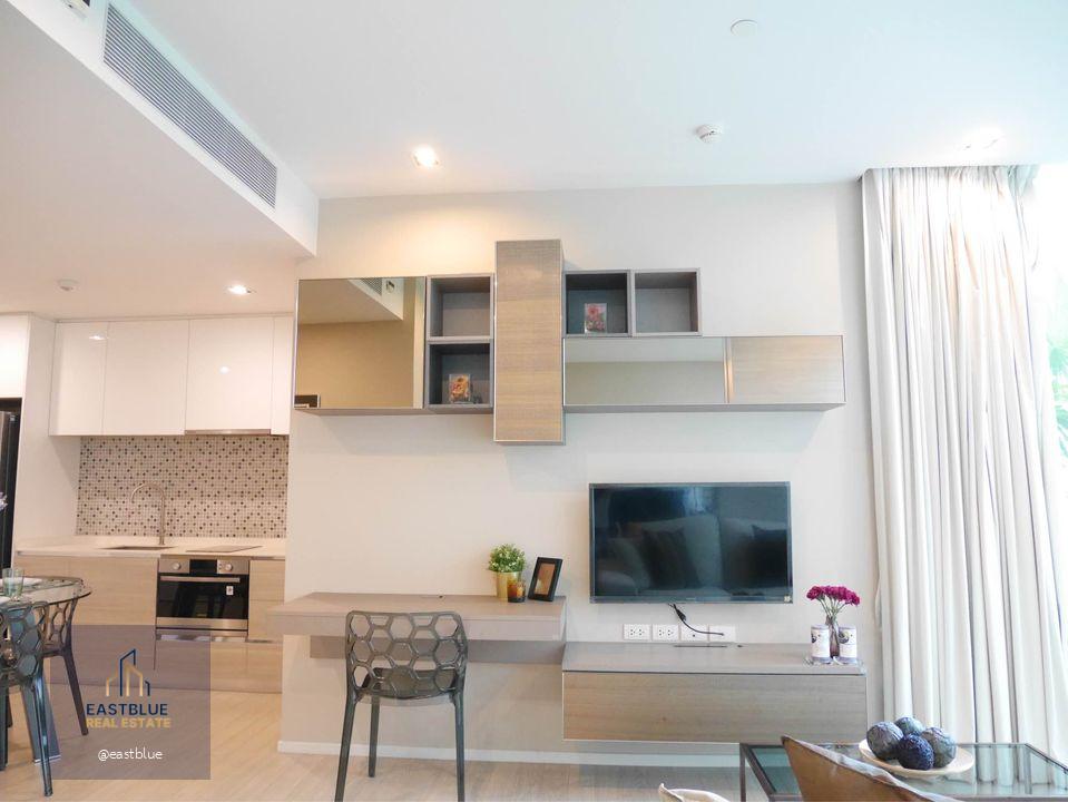 The Room Sukhumvit  21 Garden, Pool View 51 sqm 36k per month