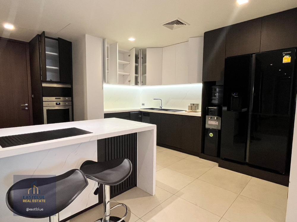 Pet-Friendly Luxury Apartment Phromphong Sukhumvit 39.