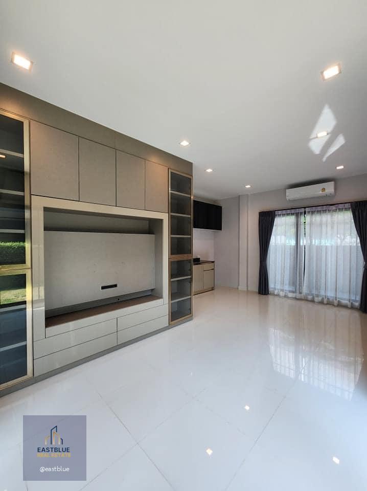 For SALE: Bangkok Boulevard Chaengwattana 2  เจ้าของอยู่เอง ไม่เคยปล่อยเช่า มีบิวท์อินให้ 9,200,000 บาท