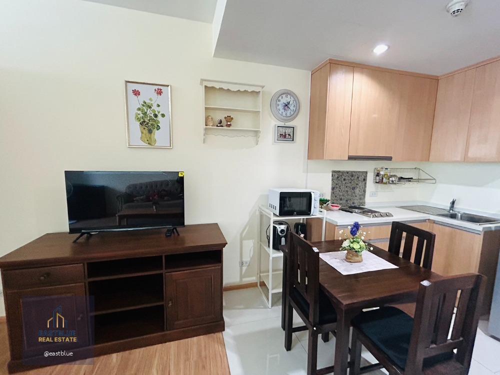 Villa Rachatewi Studio ห้องทิศเหนือ ชั้นสูง 18,000