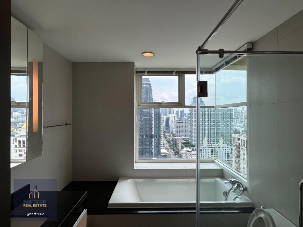 Pet-Friendly High-Rise soi Thonglor 4-Bedroom – 318 sqm 150,000 per month