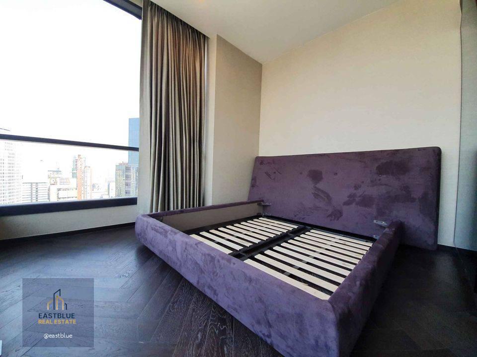 The Esse Sukhumvit 36 2 Beds for rent 88k 064-274-8883