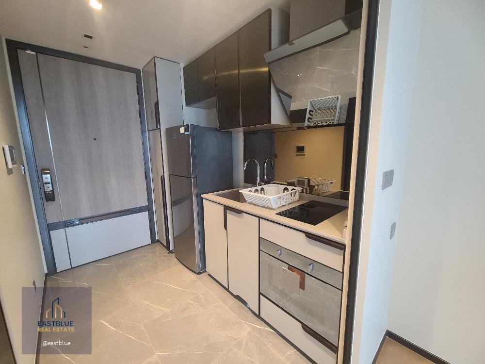 The Reserve Sukhumvit 61 Studio 28k per month