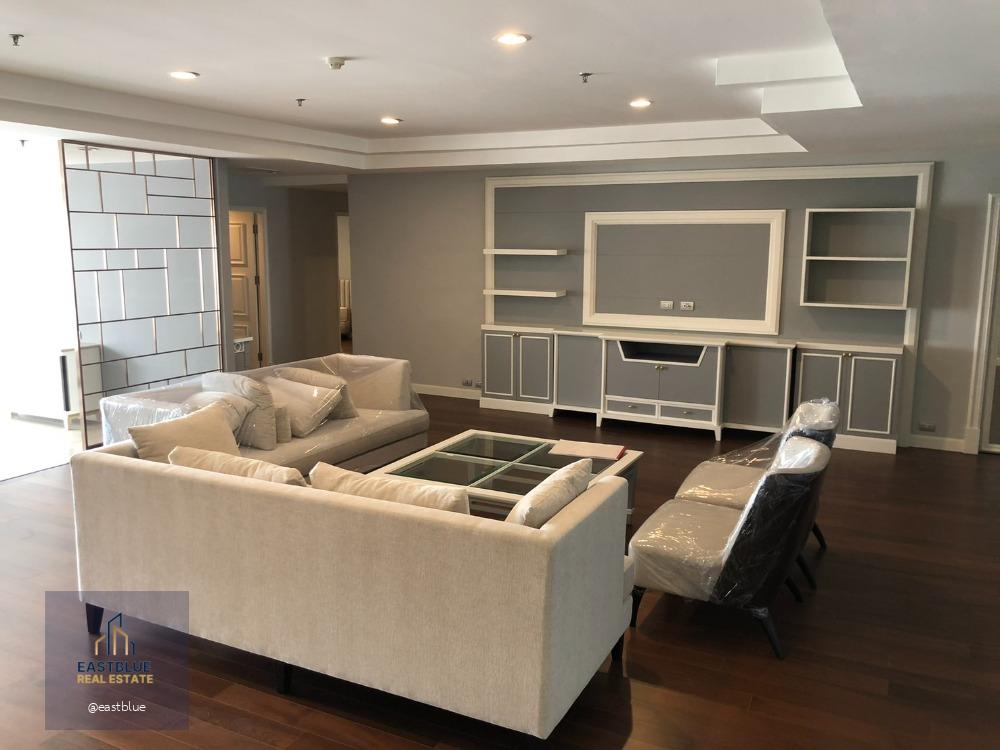 Luxury apartment 3 Beds 285 sqm Thonglor 140k per month